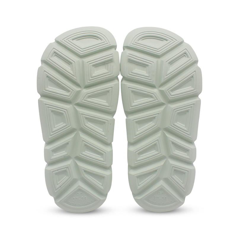 Kai Unisex Slides - Gum Leaf - Image 3